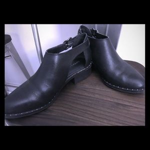 Lucky Brand Black Leather booties 6.5 M